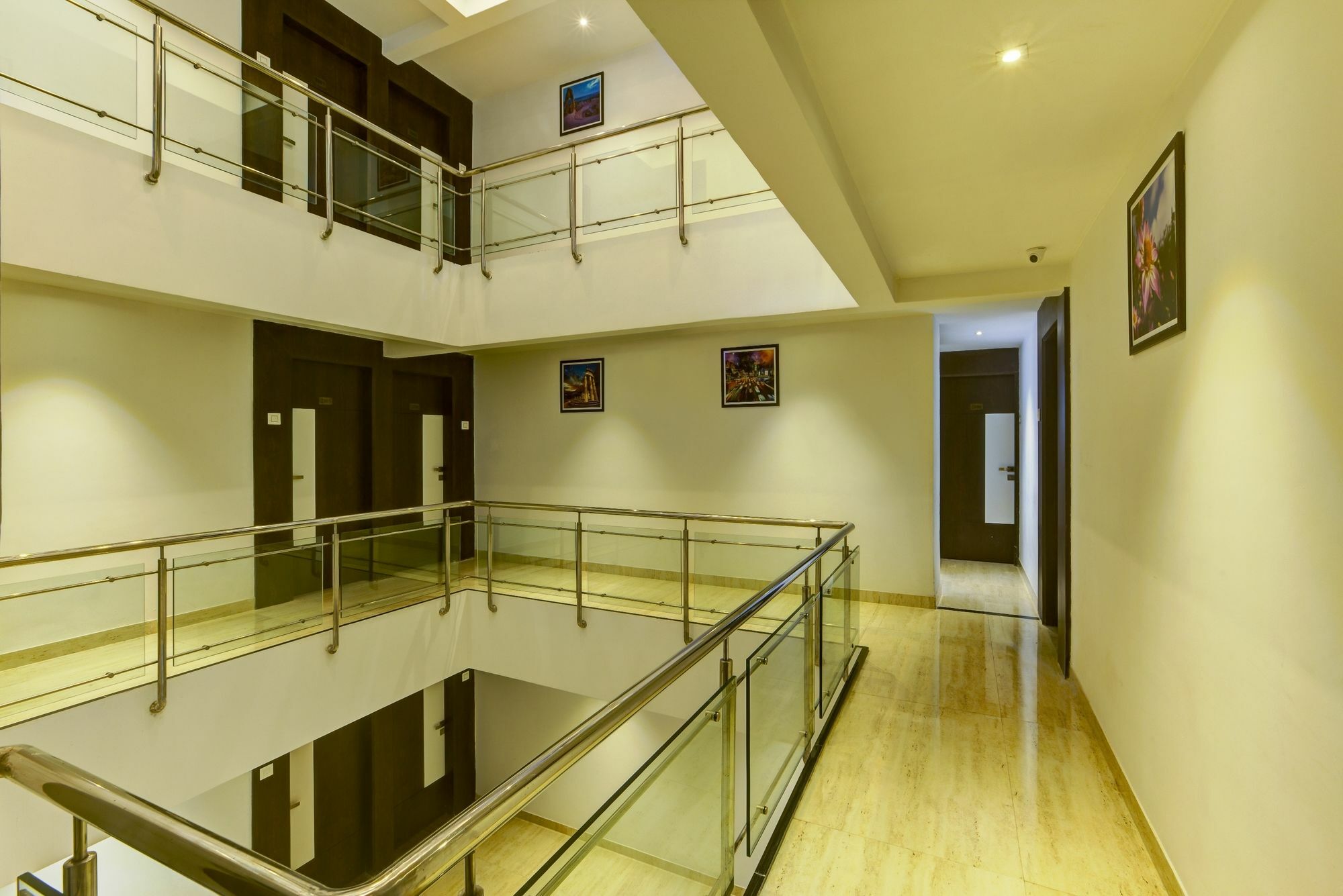 Oyo 78245 Collection O Hotel Crown Inn Navi Mumbai Bagian luar foto