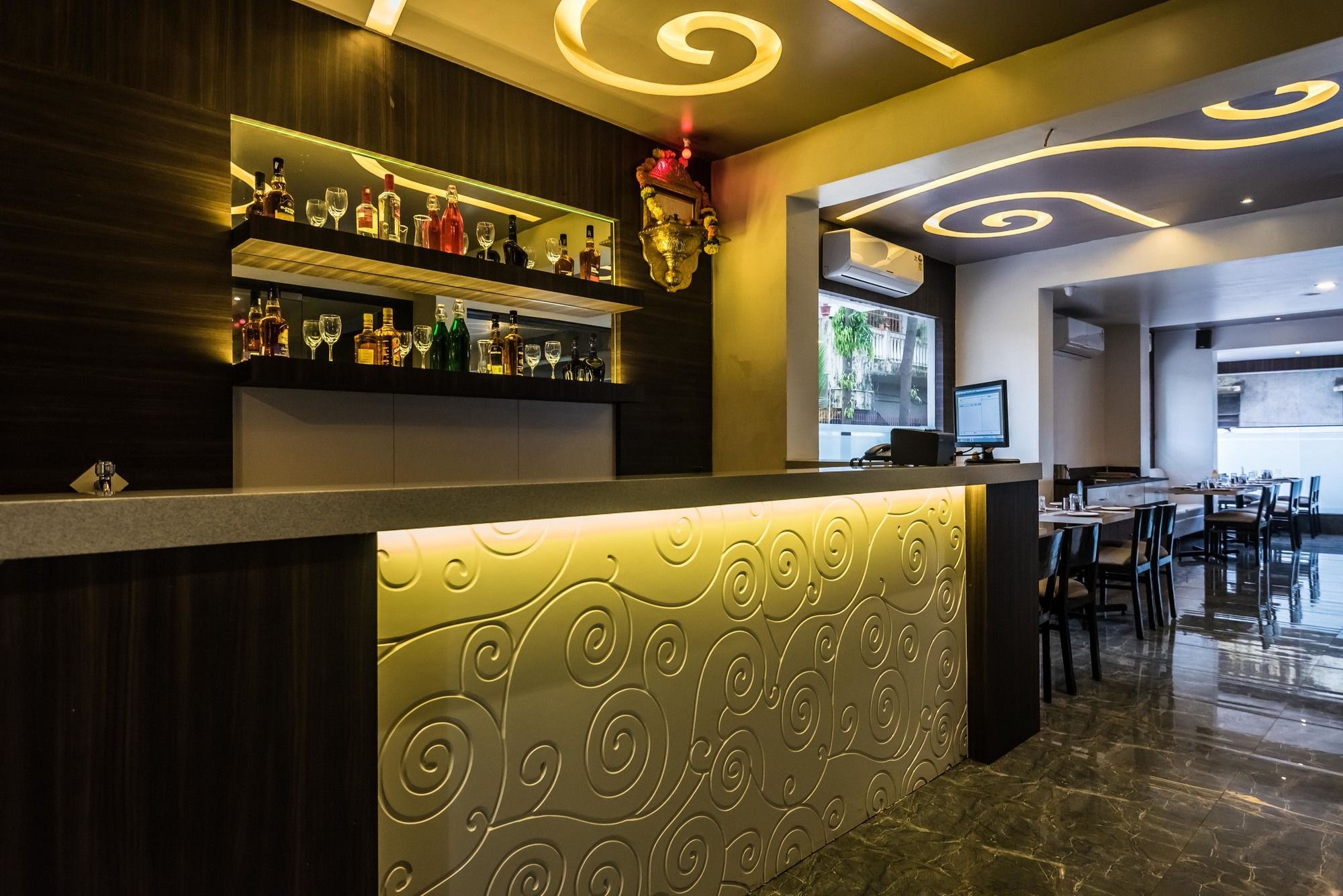 Oyo 78245 Collection O Hotel Crown Inn Navi Mumbai Bagian luar foto