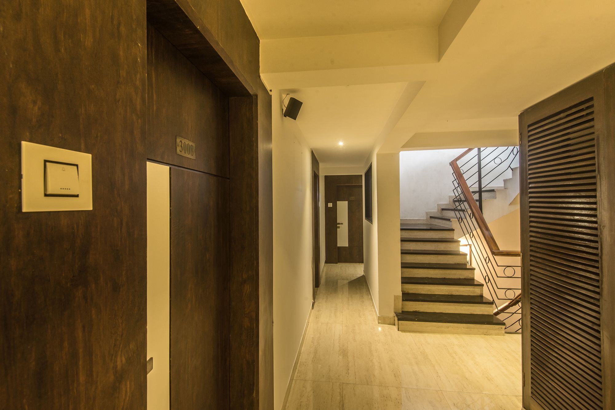 Oyo 78245 Collection O Hotel Crown Inn Navi Mumbai Bagian luar foto